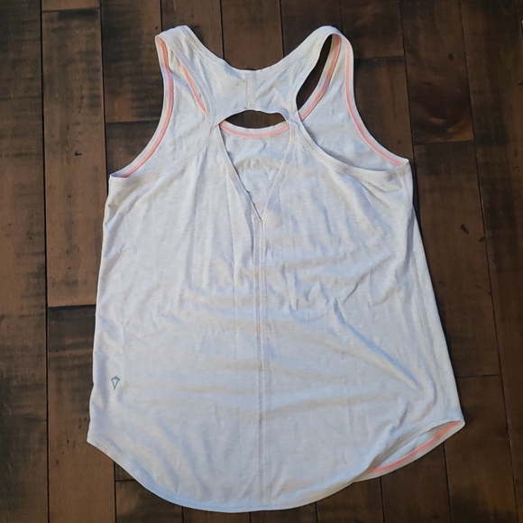 2/30 Ivivva tank top - Size 14 - Picture 4 of 4